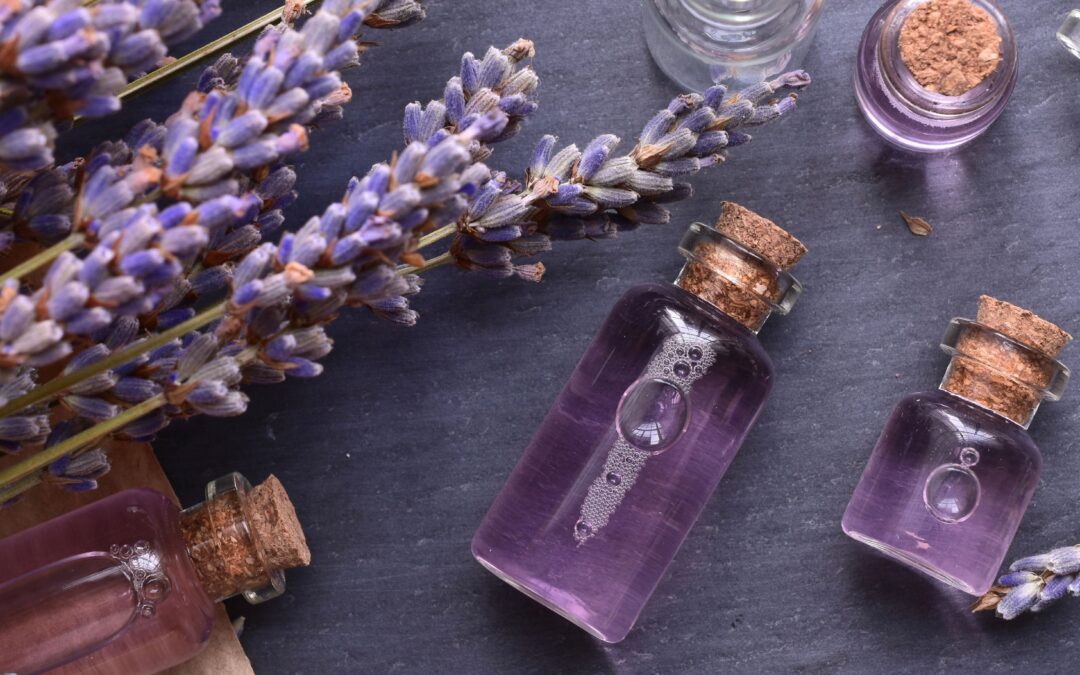 10 Benefits of Lavender Essential Oil 